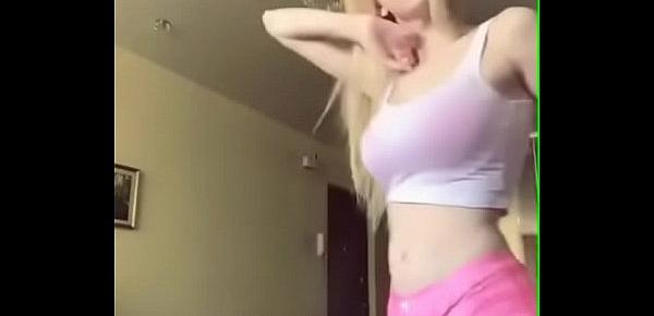  Gái Nga sexy Uplive nhảy trên livestream